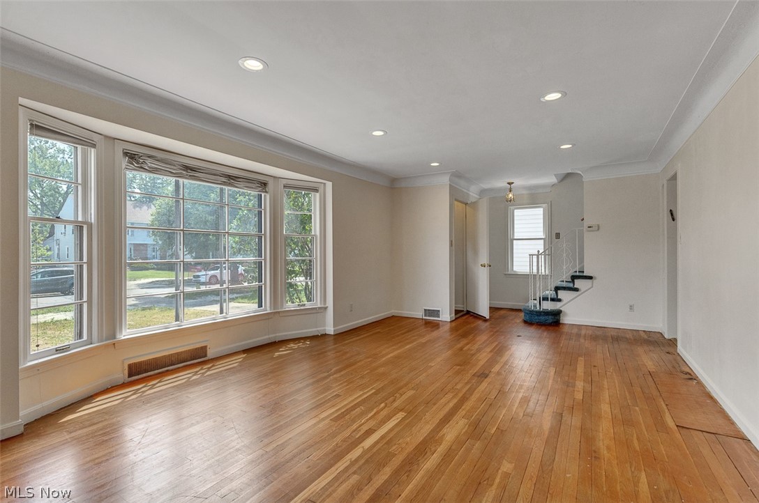 4493 Silsby Road University Heights OH 44118