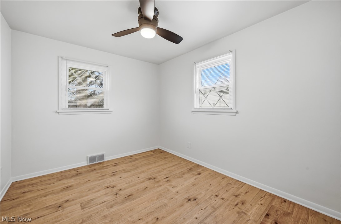 518 Spring Street Struthers OH 44471