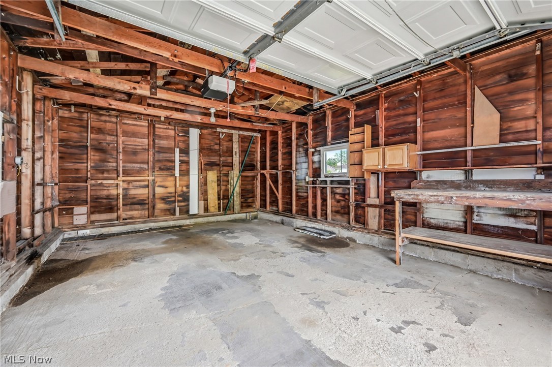 518 Spring Street Struthers OH 44471
