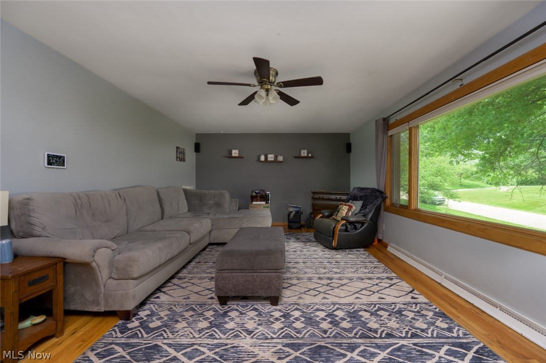 8560 Glennridge Avenue NW Clinton OH 44216