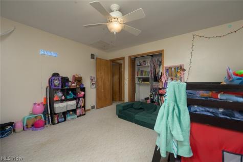 8560 Glennridge Avenue NW Clinton OH 44216