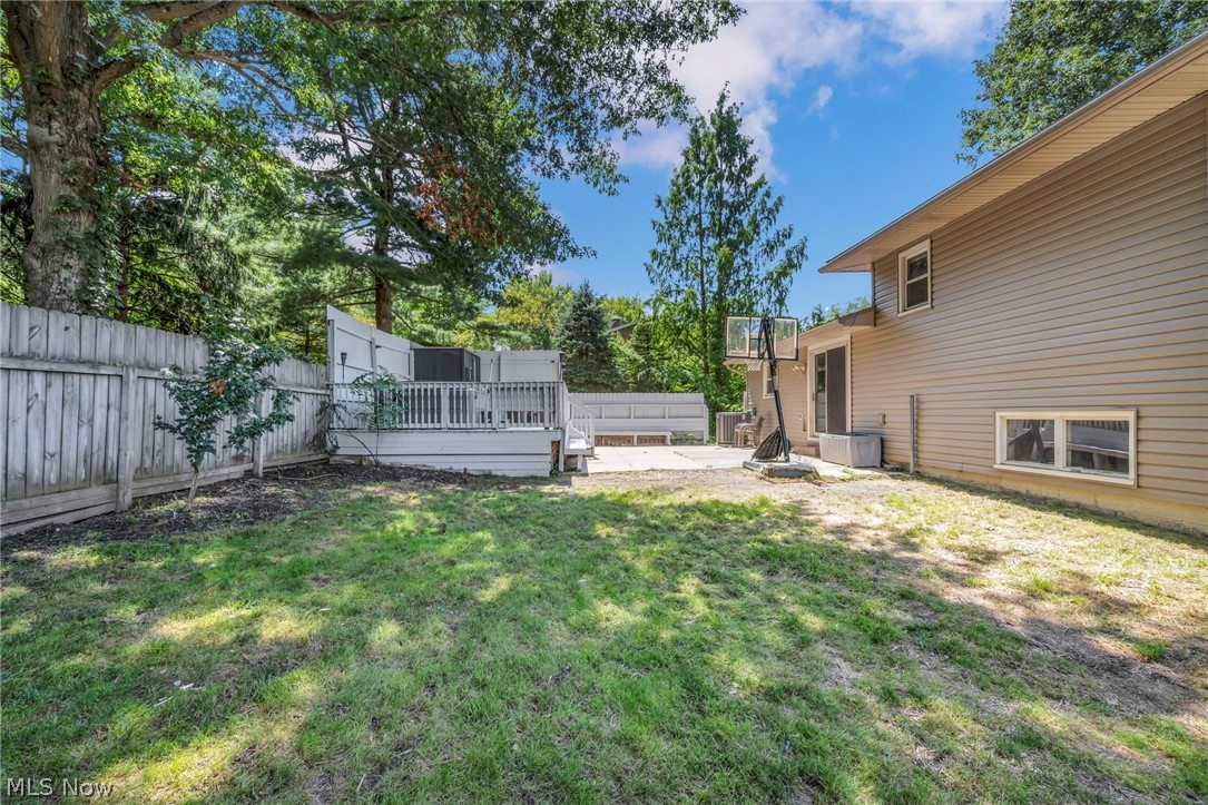 8560 Glennridge Avenue NW Clinton OH 44216