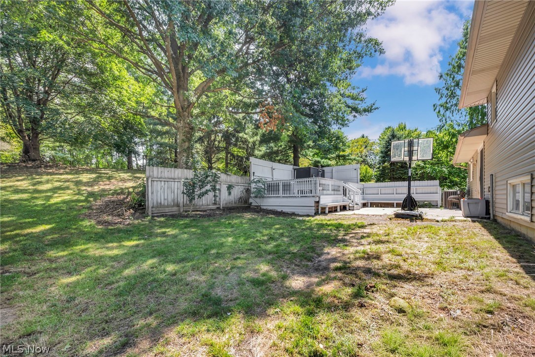 8560 Glennridge Avenue NW Clinton OH 44216
