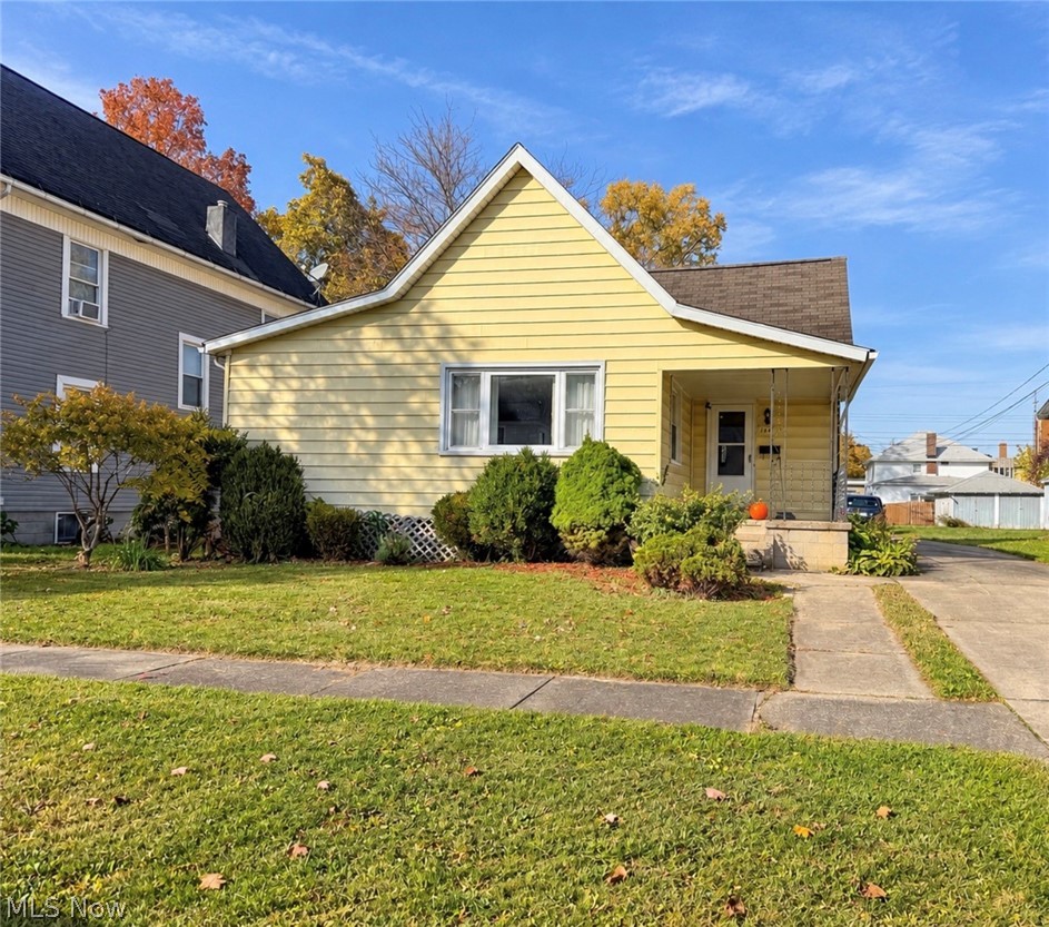 146 W Maryland Avenue Sebring OH 44672