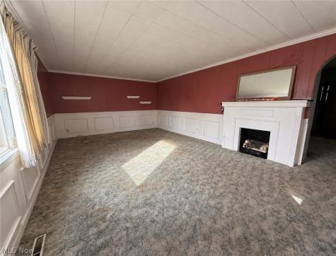 146 W Maryland Avenue Sebring OH 44672