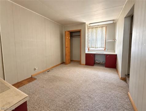 146 W Maryland Avenue Sebring OH 44672