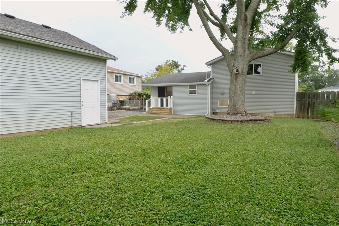 911 West Drive Sheffield Lake OH 44054