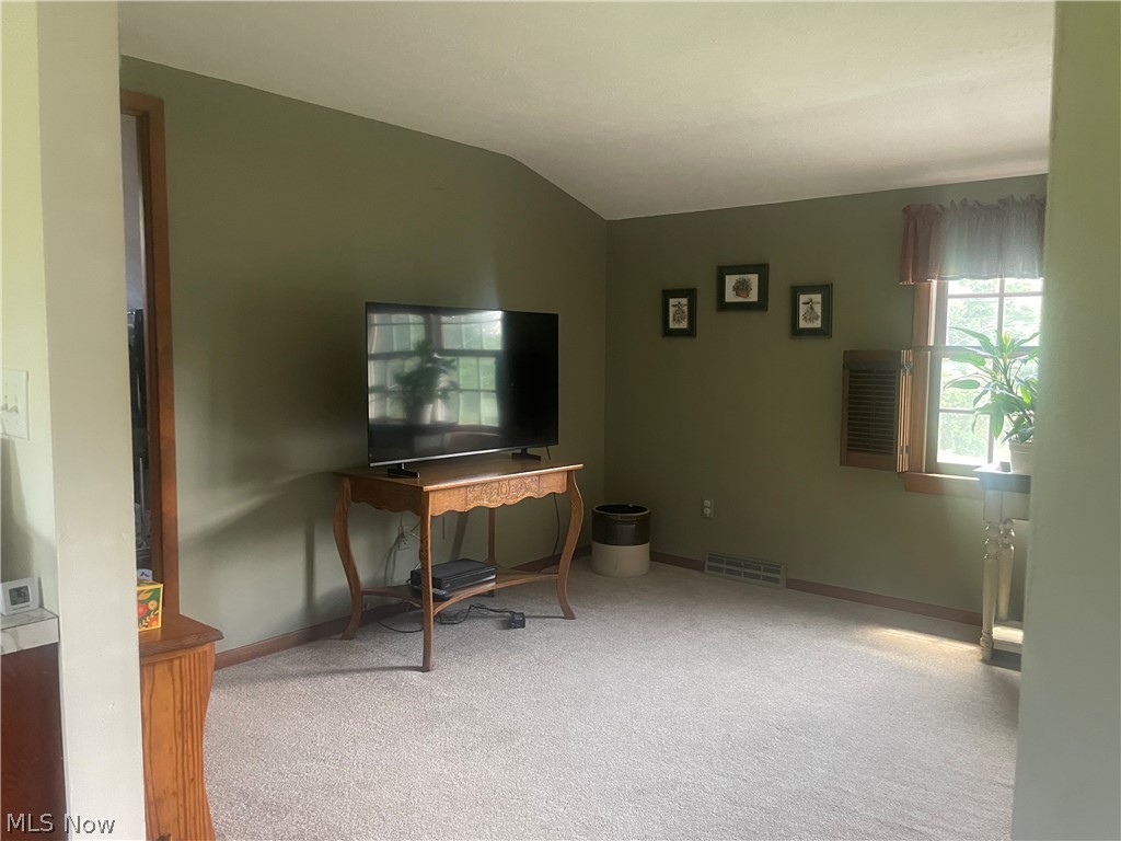 37460 Giles Road Grafton OH 44044
