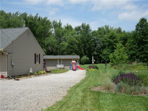 37460 Giles Road Grafton OH 44044