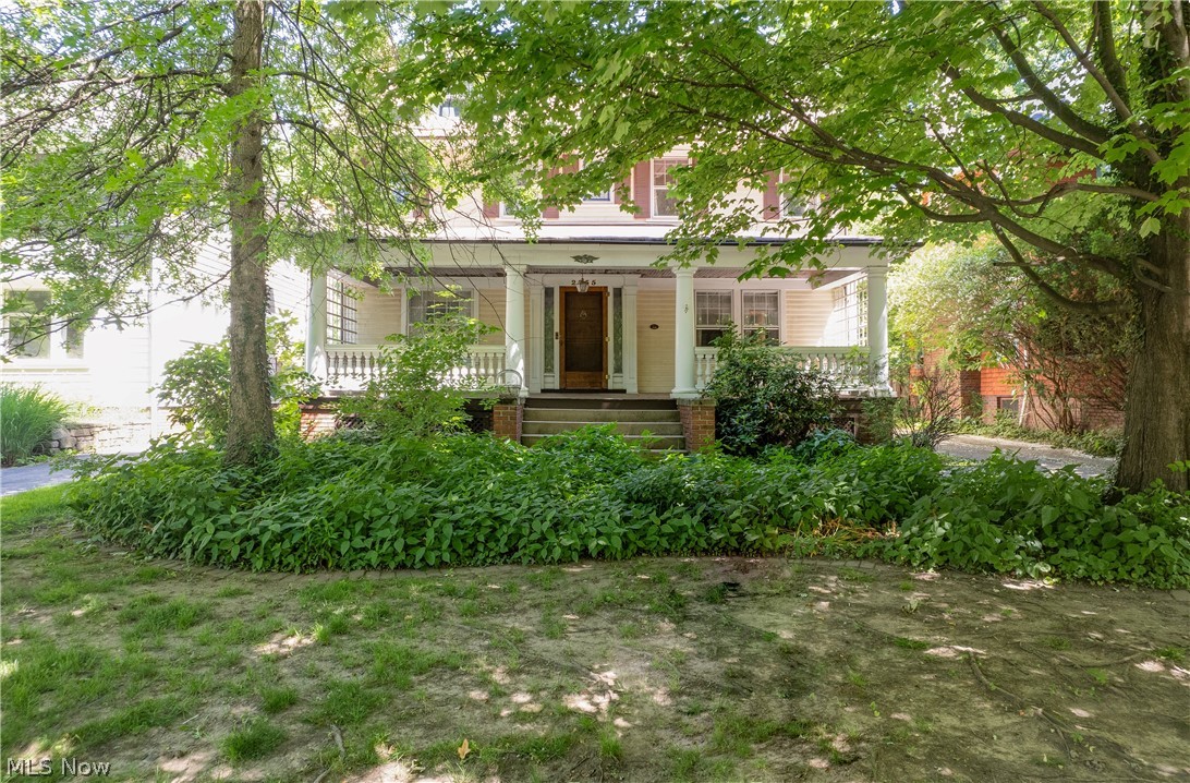2955 Scarborough Road Cleveland Heights OH 44118
