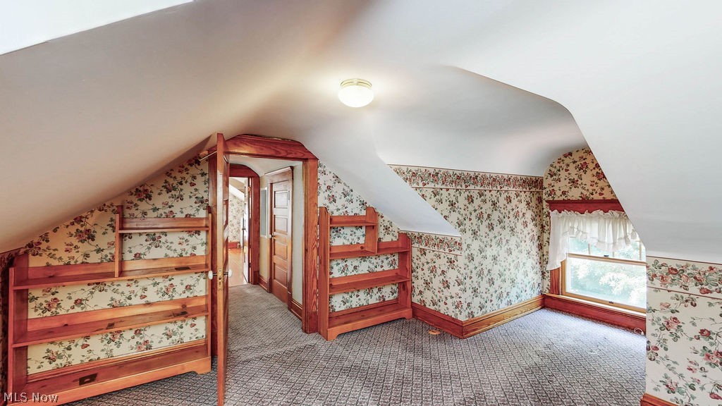 2955 Scarborough Road Cleveland Heights OH 44118