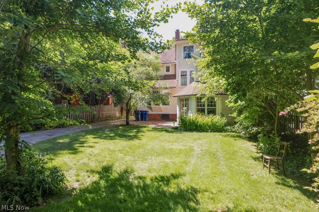 2955 Scarborough Road Cleveland Heights OH 44118