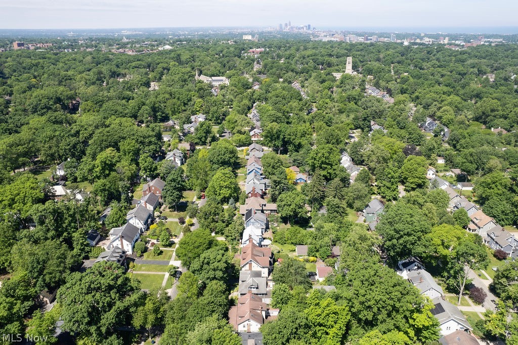 2955 Scarborough Road Cleveland Heights OH 44118
