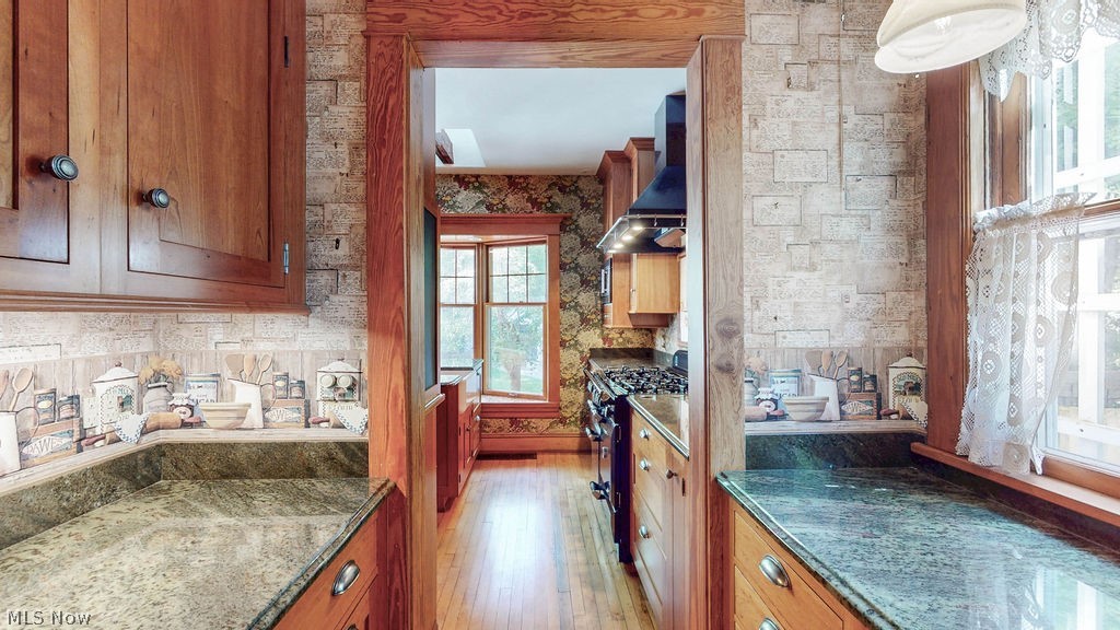2955 Scarborough Road Cleveland Heights OH 44118