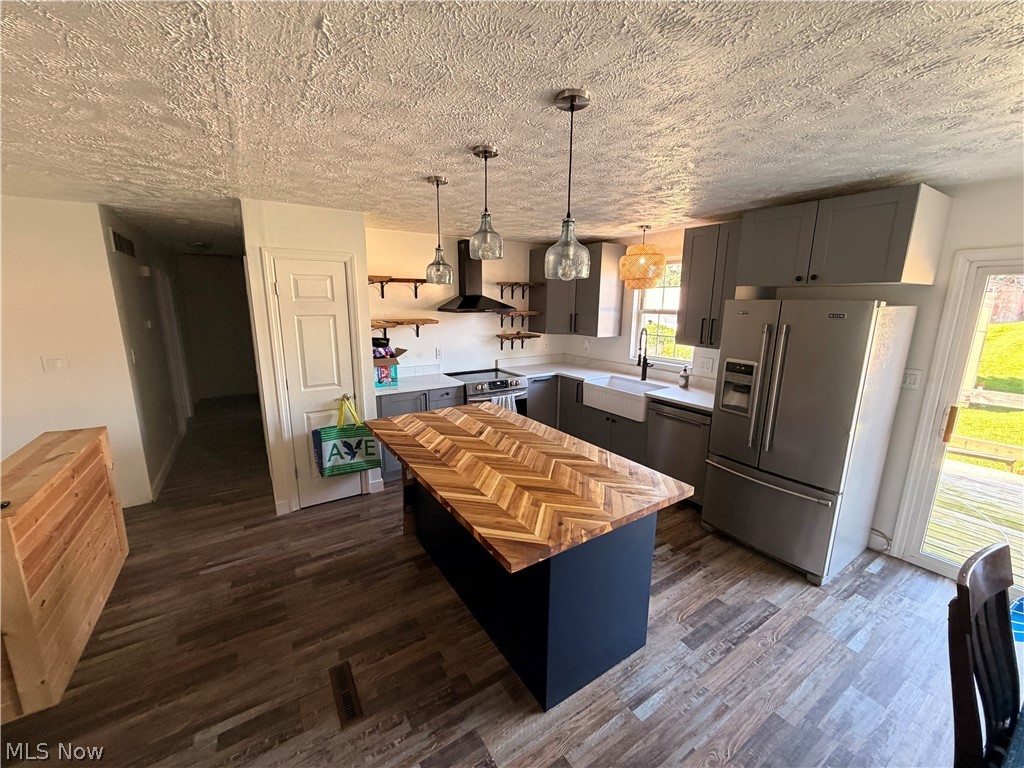 208 Beechwood Boulevard Wintersville OH 43953