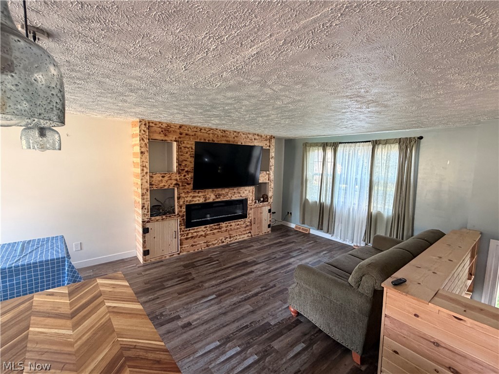 208 Beechwood Boulevard Wintersville OH 43953