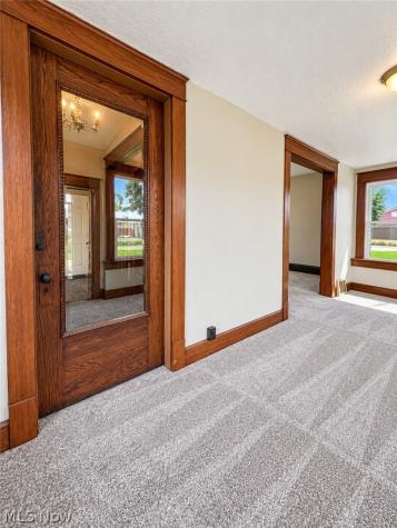 17 South Avenue SE Massillon OH 44646