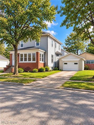17 South Avenue SE Massillon OH 44646
