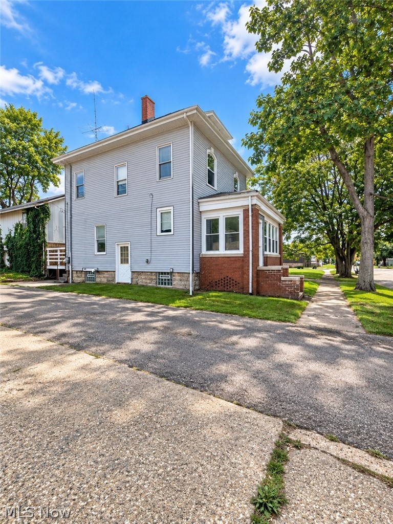 17 South Avenue SE Massillon OH 44646