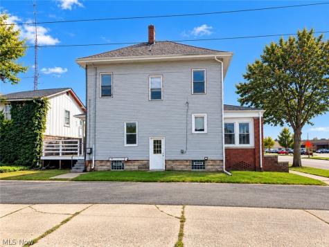 17 South Avenue SE Massillon OH 44646