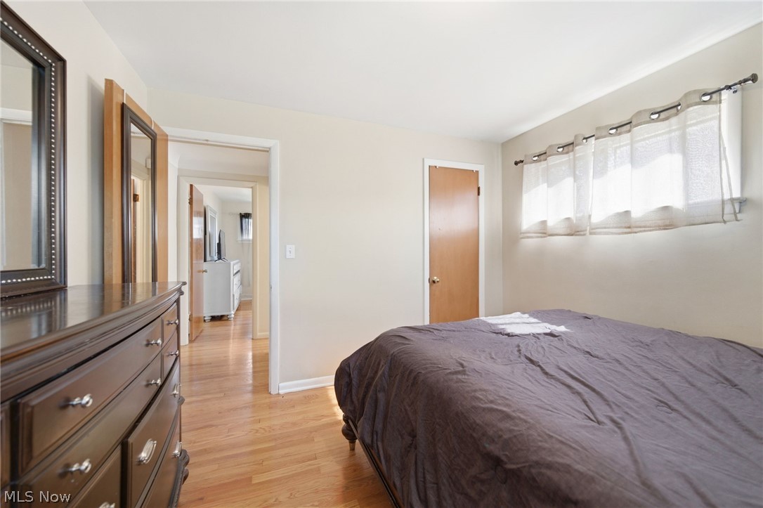 18313 Hazelwood Avenue Maple Heights OH 44137