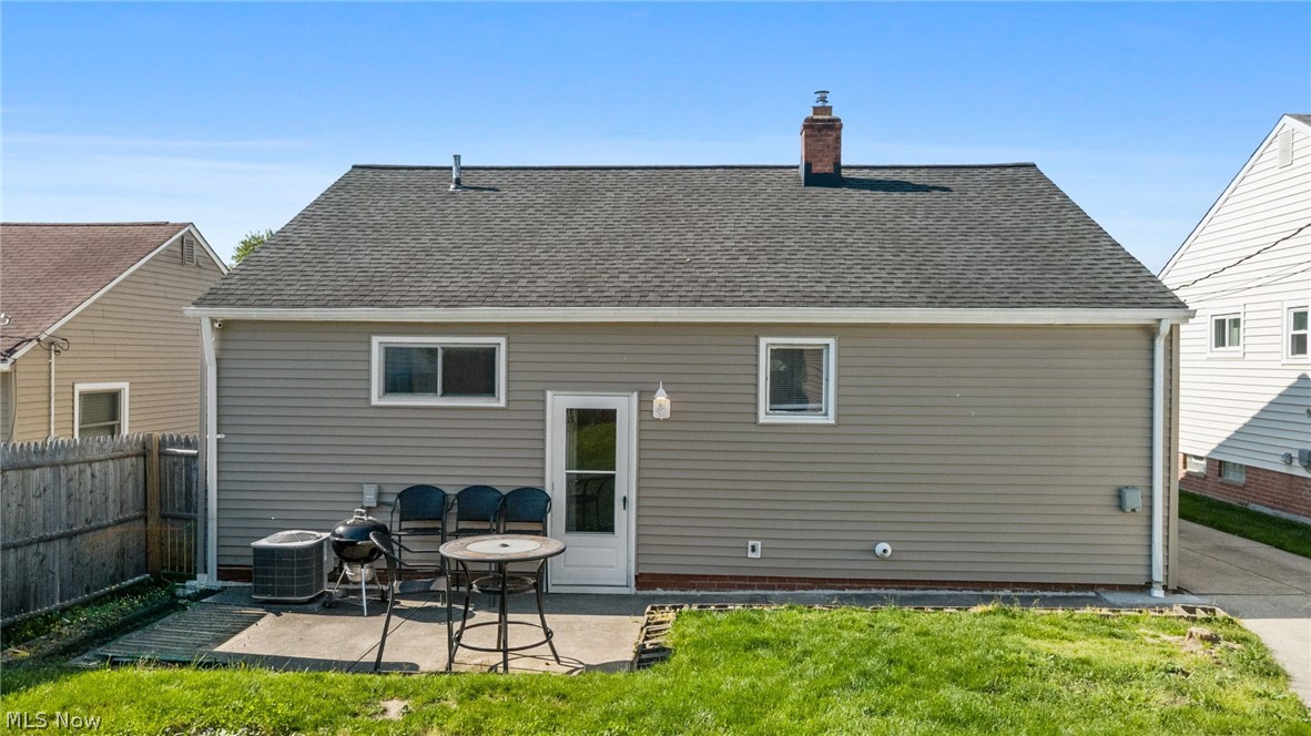 18313 Hazelwood Avenue Maple Heights OH 44137