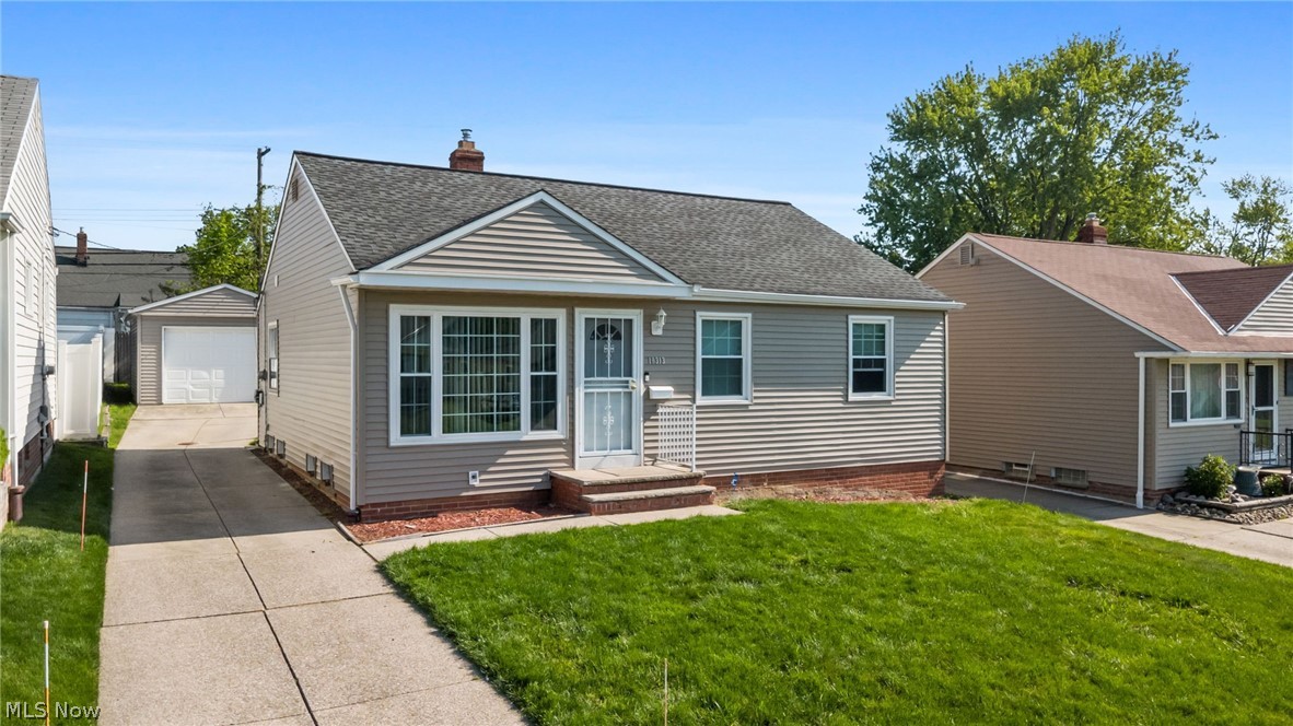 18313 Hazelwood Avenue Maple Heights OH 44137