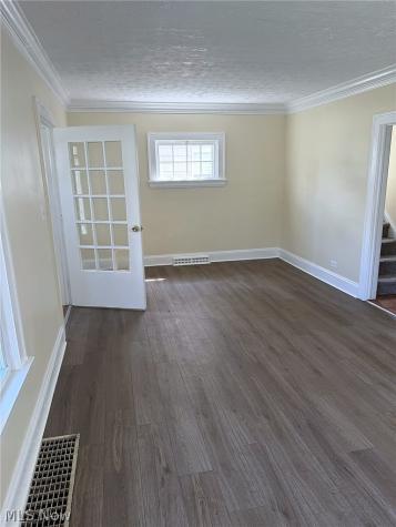 932 Vineshire Road Cleveland Heights OH 44121