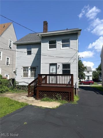 932 Vineshire Road Cleveland Heights OH 44121