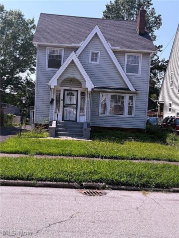 932 Vineshire Road Cleveland Heights OH 44121