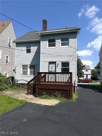 932 Vineshire Road Cleveland Heights OH 44121