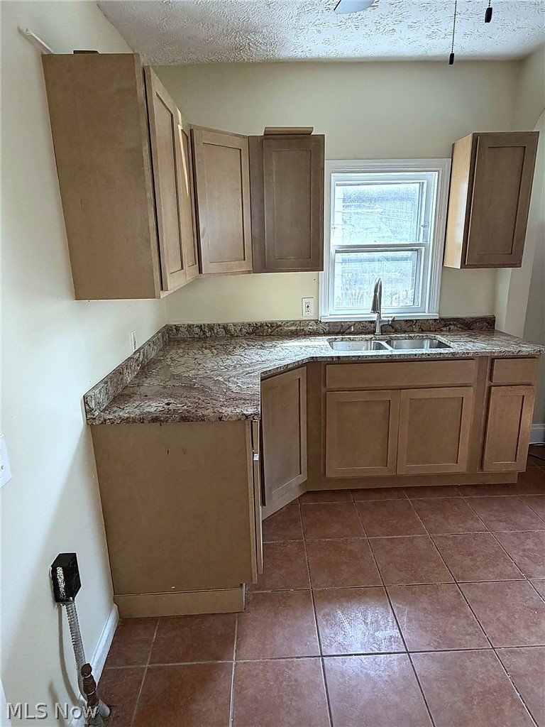 932 Vineshire Road Cleveland Heights OH 44121