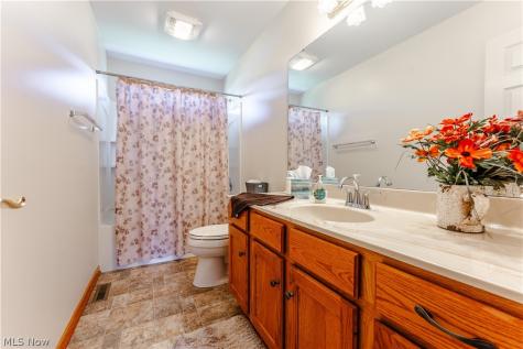 1126 Lanner Street NW North Canton OH 44720