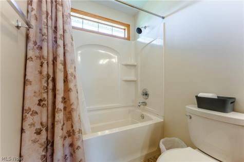 1126 Lanner Street NW North Canton OH 44720