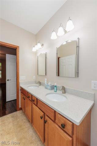 1969 Buckingham Drive Avon OH 44011