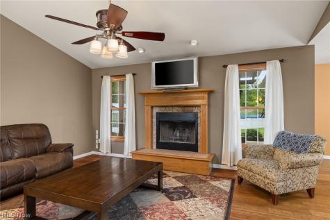 746 County Road 620 Ashland OH 44805