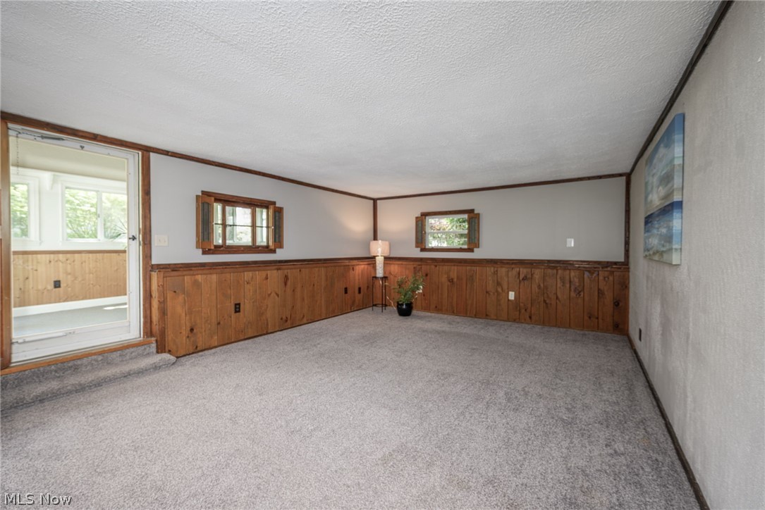 1566 Northeast Avenue Tallmadge OH 44278