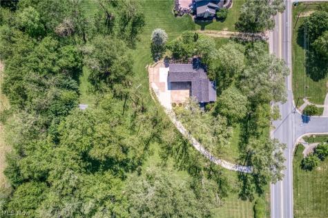 1566 Northeast Avenue Tallmadge OH 44278