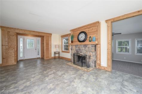 1566 Northeast Avenue Tallmadge OH 44278