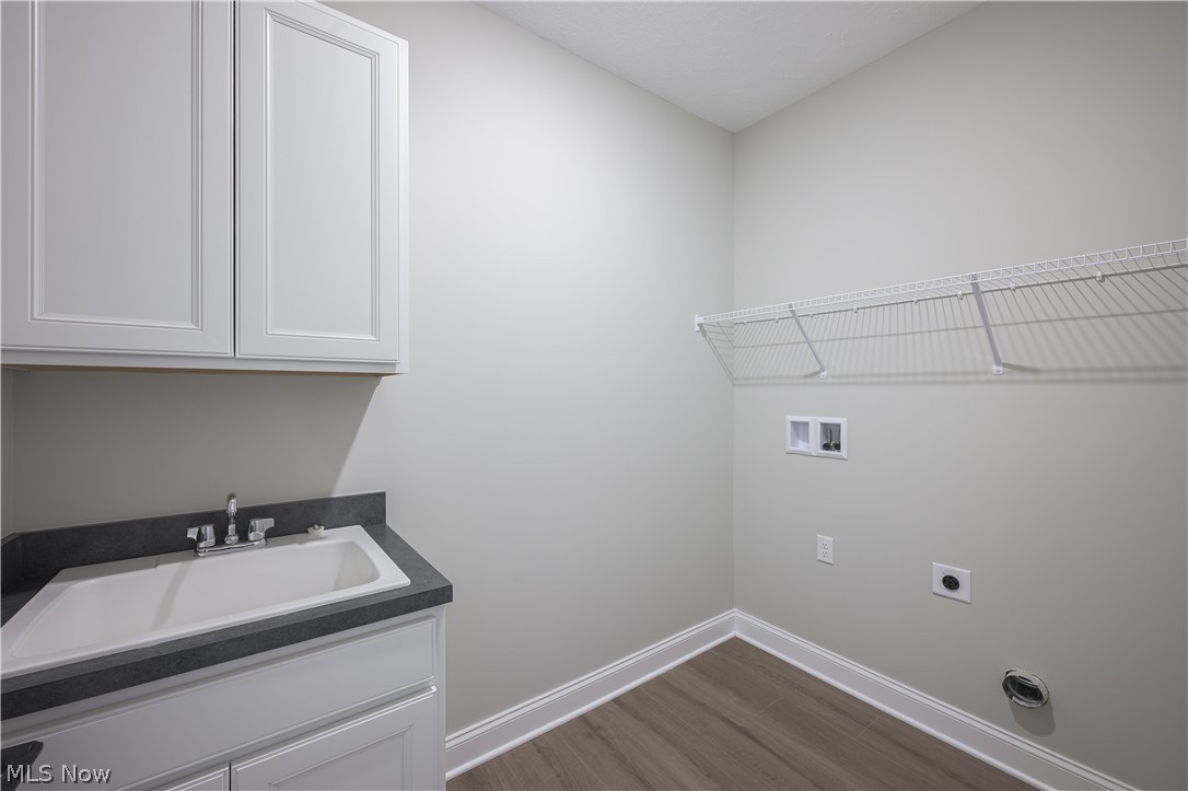 913 Arthur Trail Aurora OH 44202