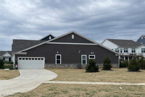 913 Arthur Trail Aurora OH 44202