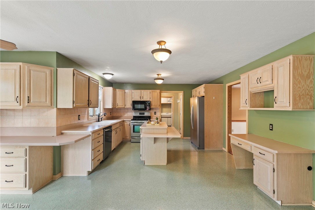 7902 Kerrybrooke Trail Poland OH 44514