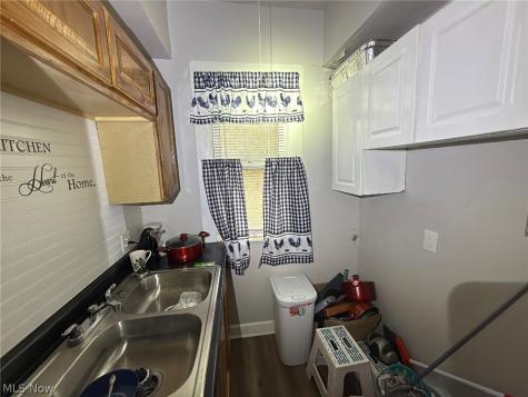 3553 E 106th Street Cleveland OH 44105