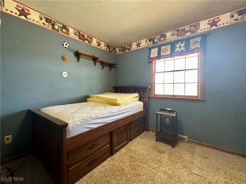 352 N Rhodes Avenue Niles OH 44446
