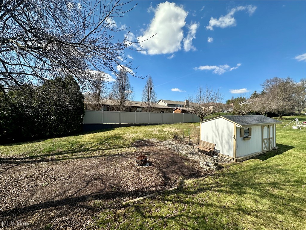 352 N Rhodes Avenue Niles OH 44446