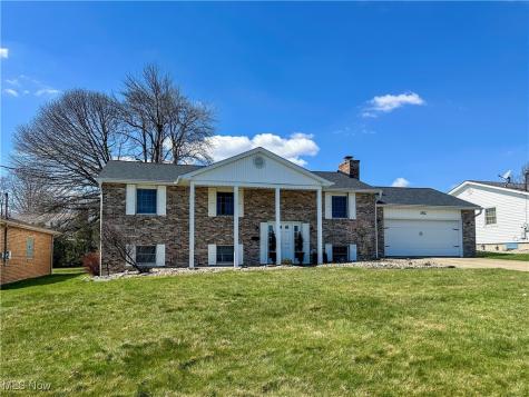352 N Rhodes Avenue Niles OH 44446