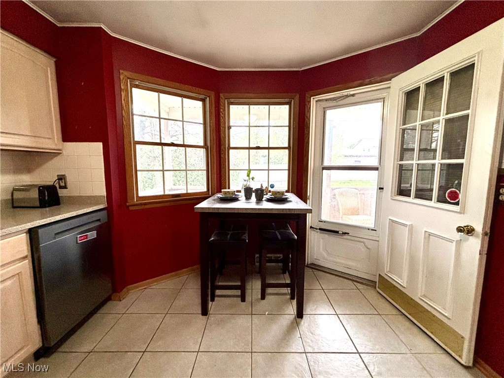 352 N Rhodes Avenue Niles OH 44446