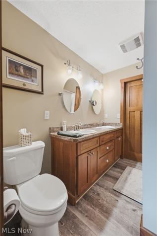 10050 Forty Corners Street NW Massillon OH 44647