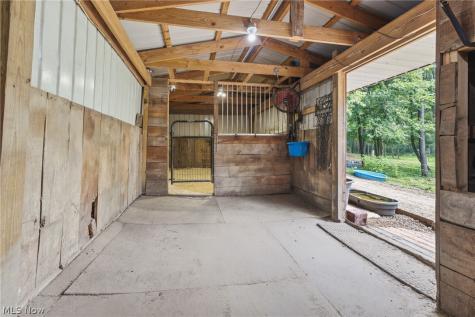 10050 Forty Corners Street NW Massillon OH 44647
