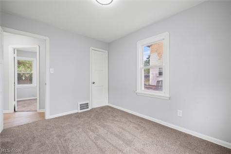 3854 W 116th Street Cleveland OH 44111